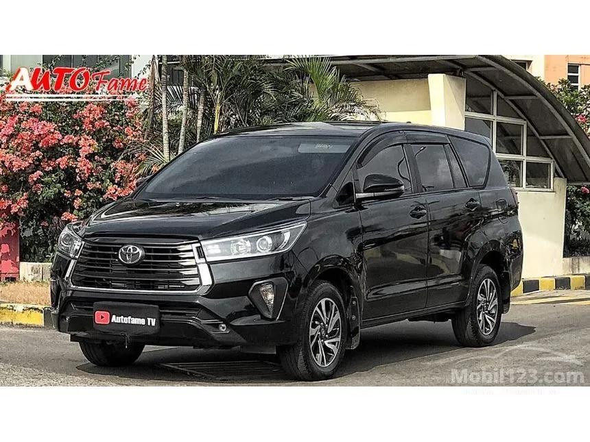 Jual Mobil Toyota Kijang Innova 2022 V 2.4 di DKI Jakarta Automatic MPV Hitam Rp 420.000.000