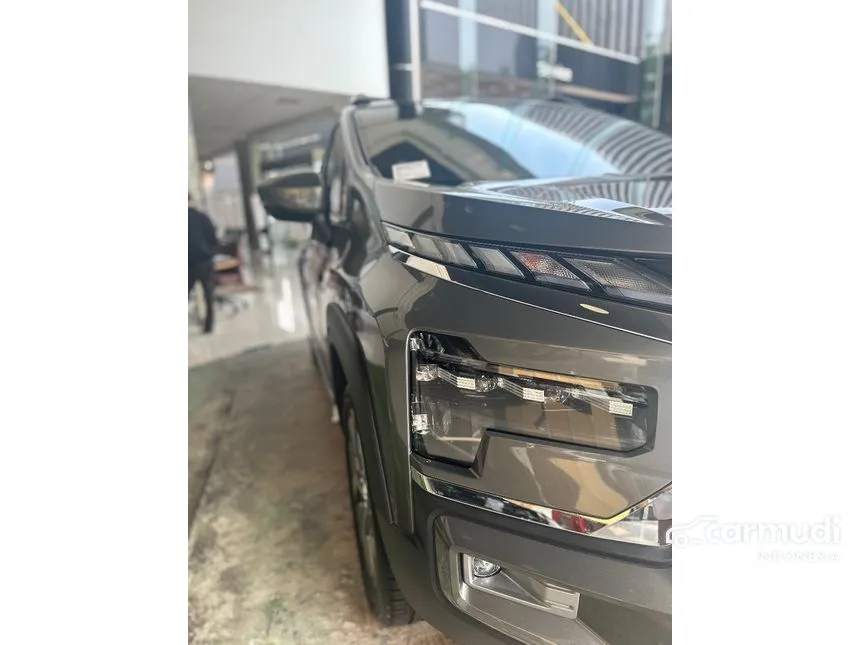 2025 Mitsubishi Xpander Cross Premium MPV