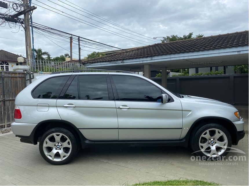 BMW X5 2001 4.4 in กรุงเทพและปริมณฑล Automatic SUV สีเทา for 499,000