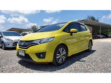 2015 Honda Jazz 1.5 (ปี 14-18) SV+ i-VTEC Hatchback AT