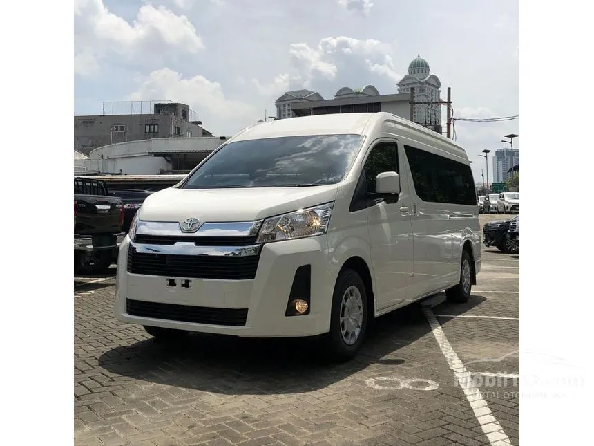 Jual Mobil Toyota Hiace 2024 Premio 2.8 di Banten Manual Van Wagon Putih Rp 664.000.000