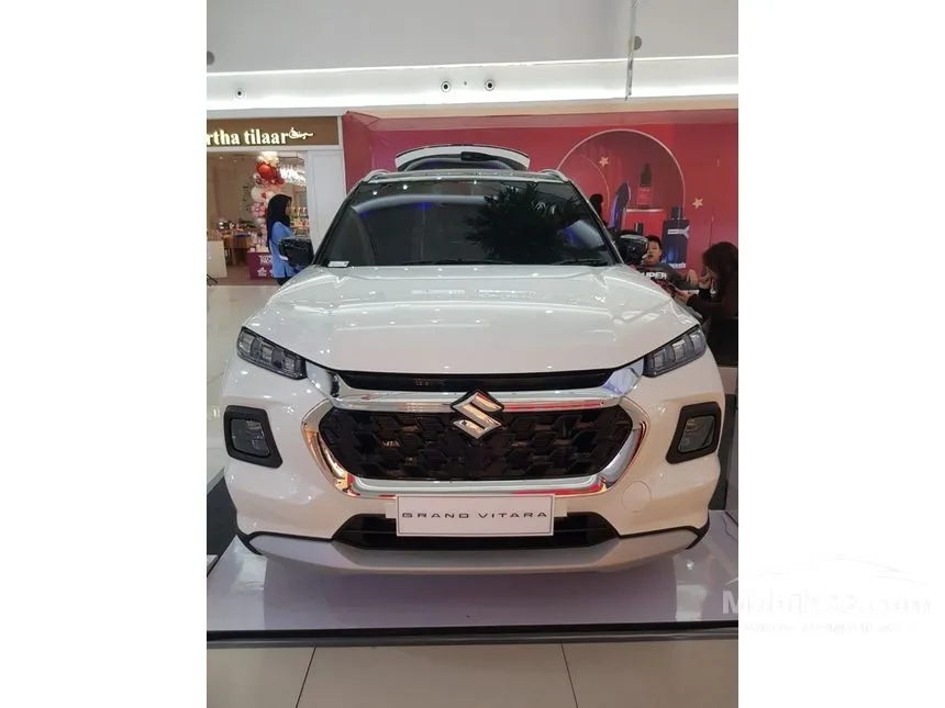 Jual Mobil Suzuki Grand Vitara 2024 MHEV GX 1.5 di Jawa Barat Automatic SUV Putih Rp 292.000.000