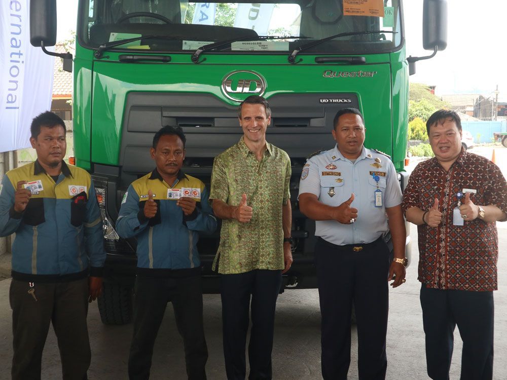 UD Trucks Gelar Program SIM Gratis untuk Pengendara Truk