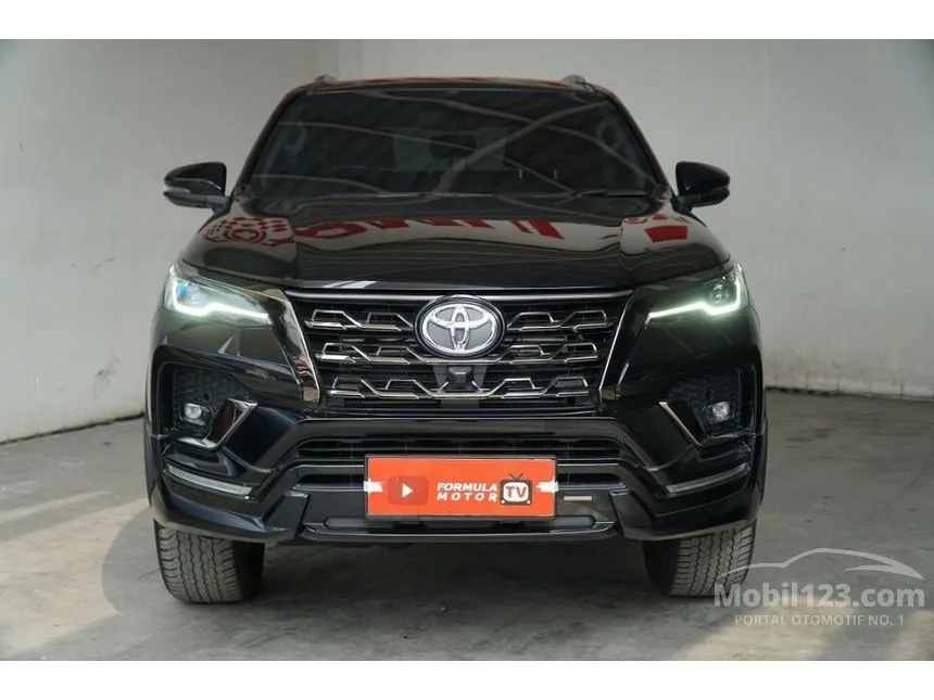 Jual Mobil Toyota Fortuner 2022 GR Sport 2.8 di Jawa Barat Automatic SUV Hitam Rp 502.000.000