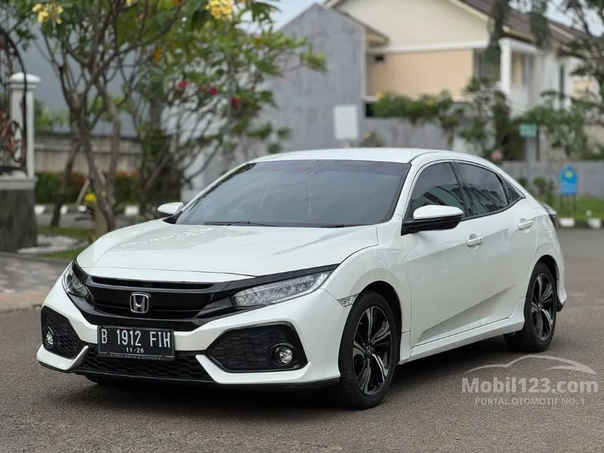 Jual Mobil Honda Civic 2018 E 1.5 di DKI Jakarta Automatic Hatchback Putih Rp 320.000.000