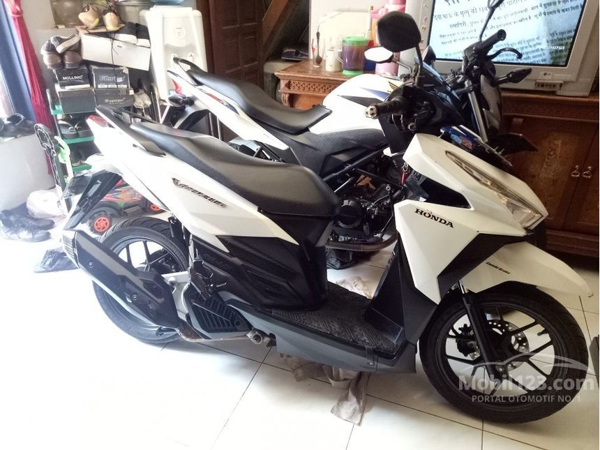 Jual Mobil Honda  Vario  2019  CBS  125 0 1 di Banten 