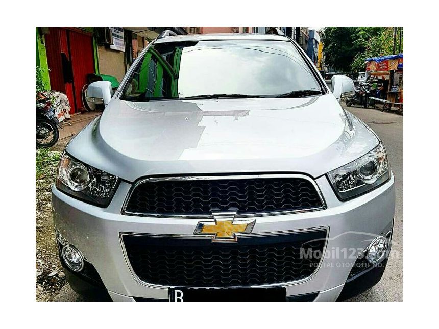 Jual Mobil  Chevrolet  Captiva  2013  Pearl White 2 0 di DKI 