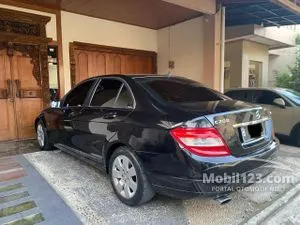 2011 Mercedes-Benz C200 1.8 Avantgarde CGI Sedan