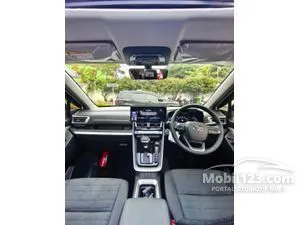 2026 Toyota Kijang Innova Zenix 2.0 V (Premium Color) MPV