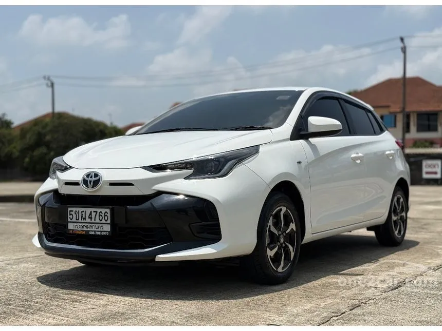 2024 Toyota YARIS Sport Hatchback