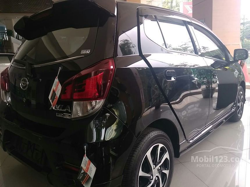 Jual Mobil Daihatsu Ayla 2017 R Deluxe 1.2 di DKI Jakarta 