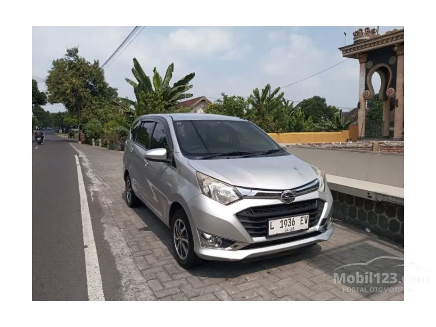 Jual Mobil Daihatsu Sigra 2018 R 1.2 di Jawa Timur Manual MPV Silver Rp 110.000.000