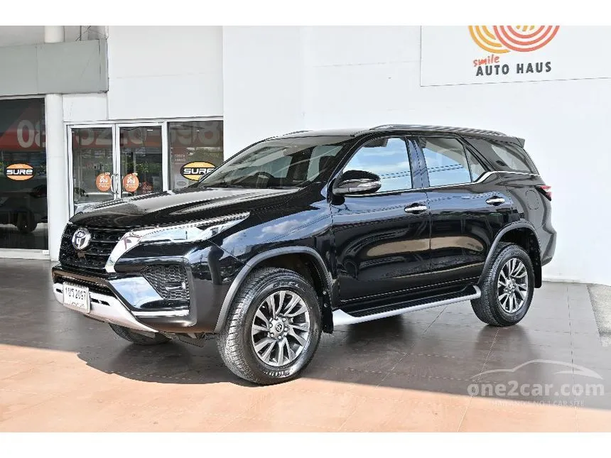 2021 Toyota FORTUNER V SUV