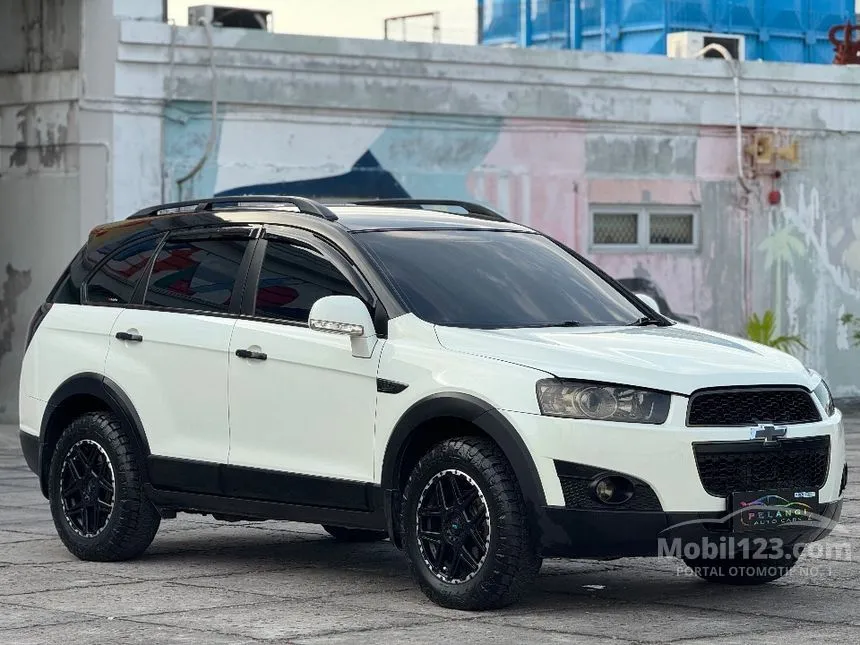 Jual Mobil Chevrolet Captiva 2011 AWD (Pearl White) 2.0 di DKI Jakarta Automatic SUV Putih Rp 95.000.000