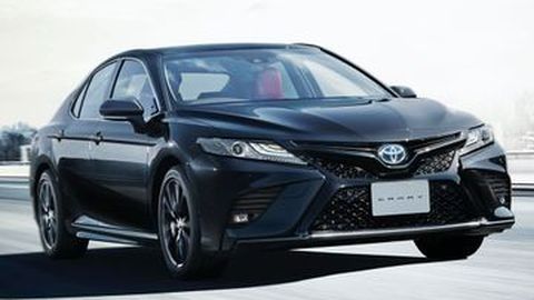 Toyota Camry Black Edition, Kado Perayaan 40 Tahun