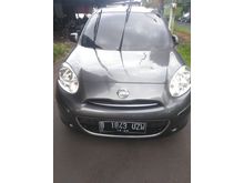 Nissan march 1.2 AT abu abu 2013 bln 10 KM 60rb an