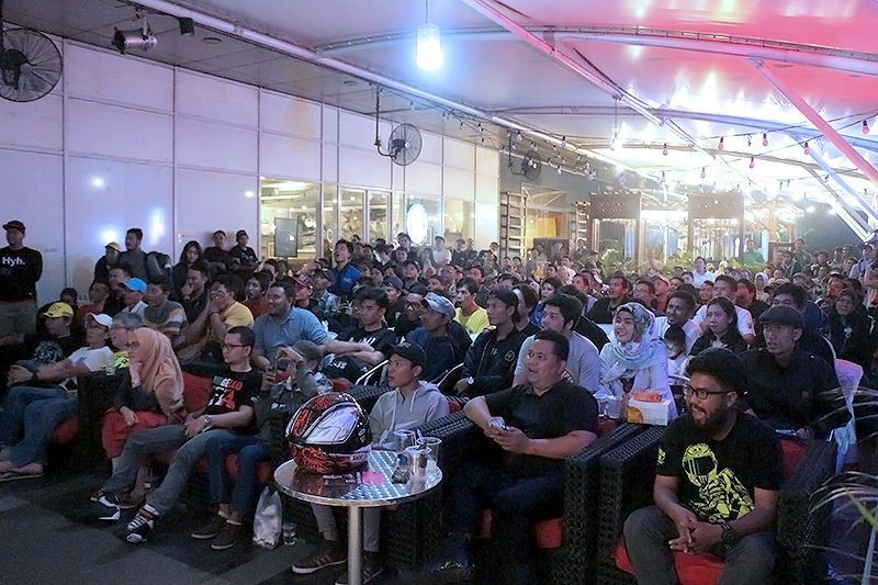 Penonton Tak Percaya Ducati Kuasai MotoGP Italia 2017 25