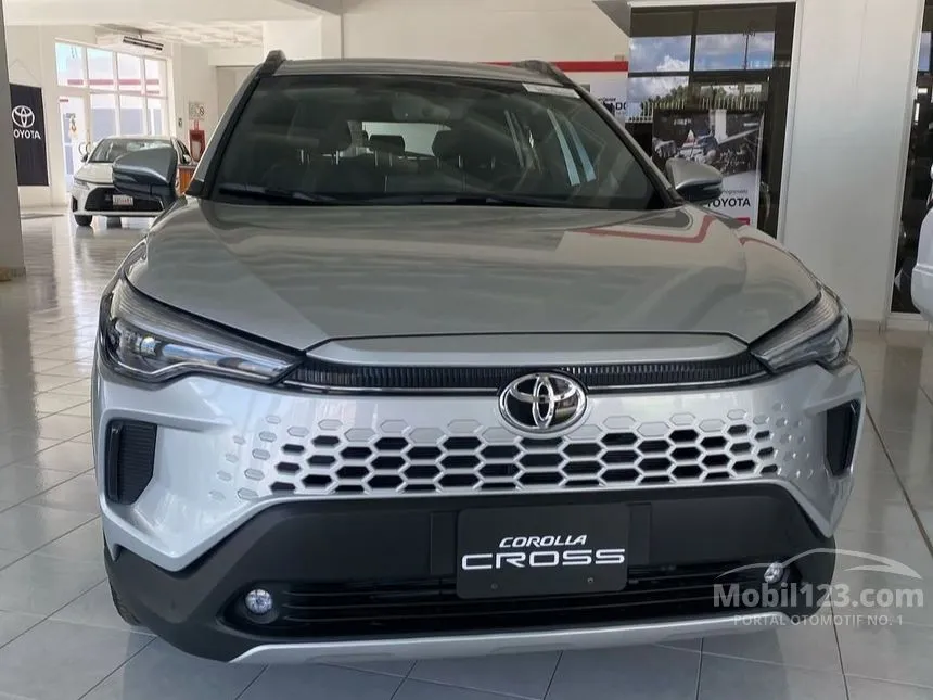 Jual Mobil Toyota Corolla Cross 2025 Hybrid 1.8 di Jawa Barat Automatic SUV Silver Rp 504.000.000