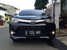 Toyota Gand Avanza Veloz 1.5 AT 2017 Hitam