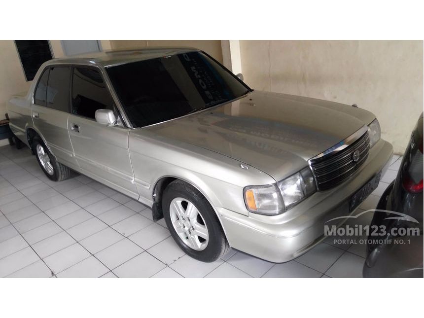 Jual Mobil Toyota Crown  1997 3 0 di Banten Automatic Sedan 