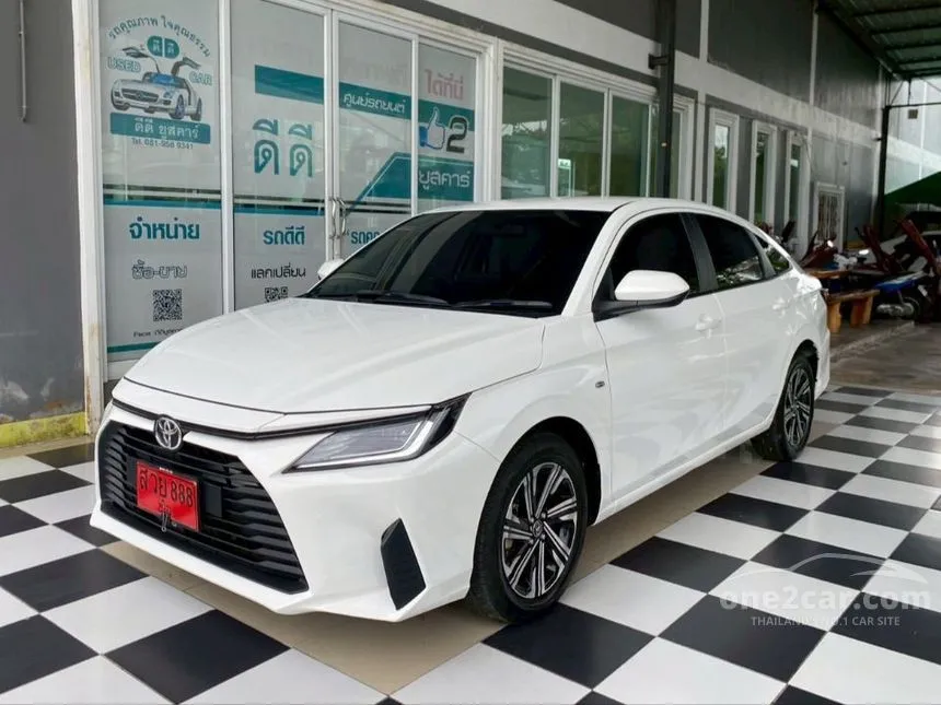 2024 Toyota Yaris Ativ Sport Sedan