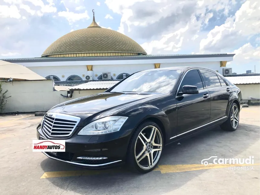 2011 Mercedes-Benz S300L Solitaire Sedan