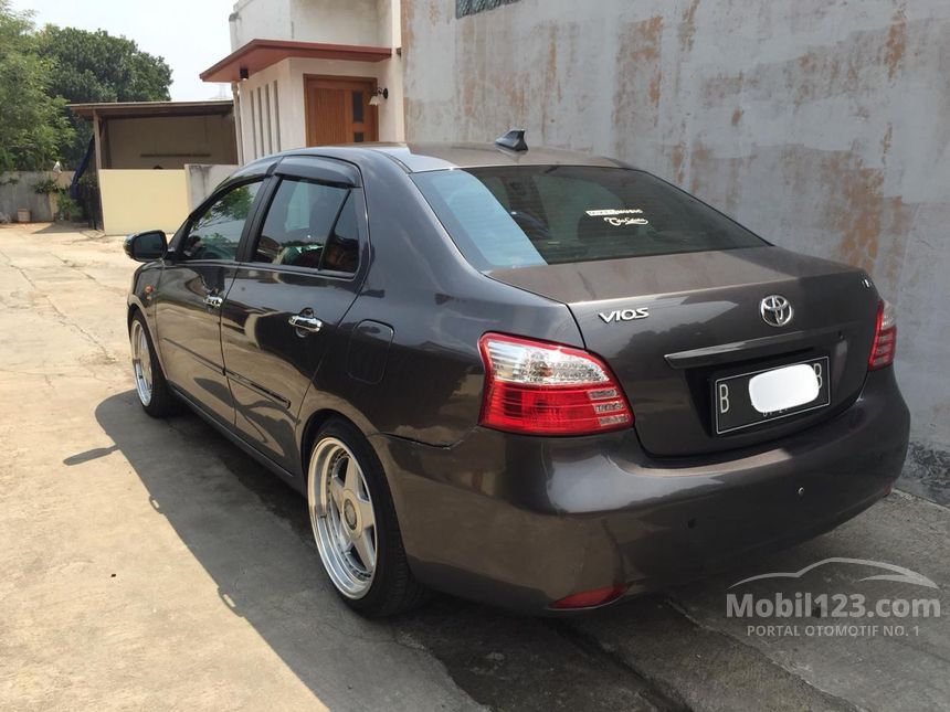 Jual Mobil  Toyota  Limo  2009 1 5 di Jawa Barat Manual Sedan  