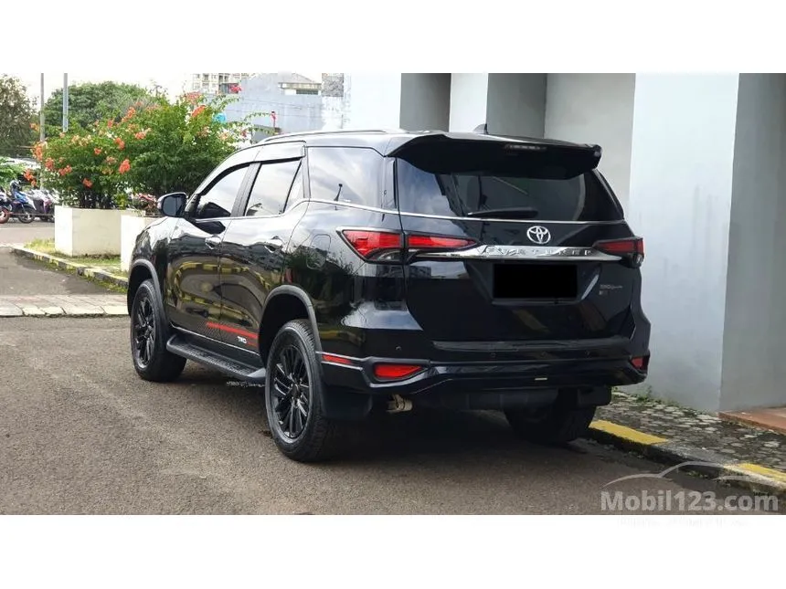 2020 Toyota Fortuner VRZ TRD 4X2 SUV