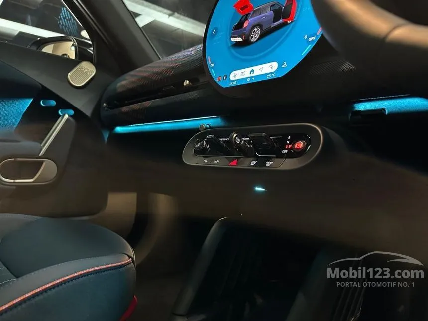 2025 MINI Aceman SE Hatchback