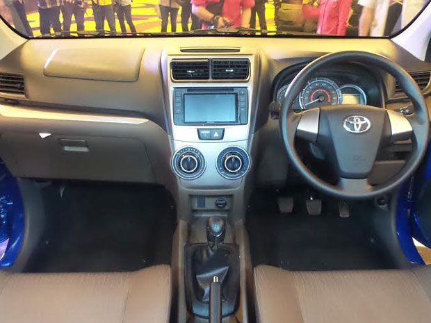 Mesin Baru Toyota Avanza Bikin Kabin Lebih Damai