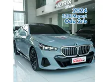 2024 BMW 520i 2.0 M Sport Sedan Brooklyn Grey on Black New Model LCI Facelift Msport Abu-abu