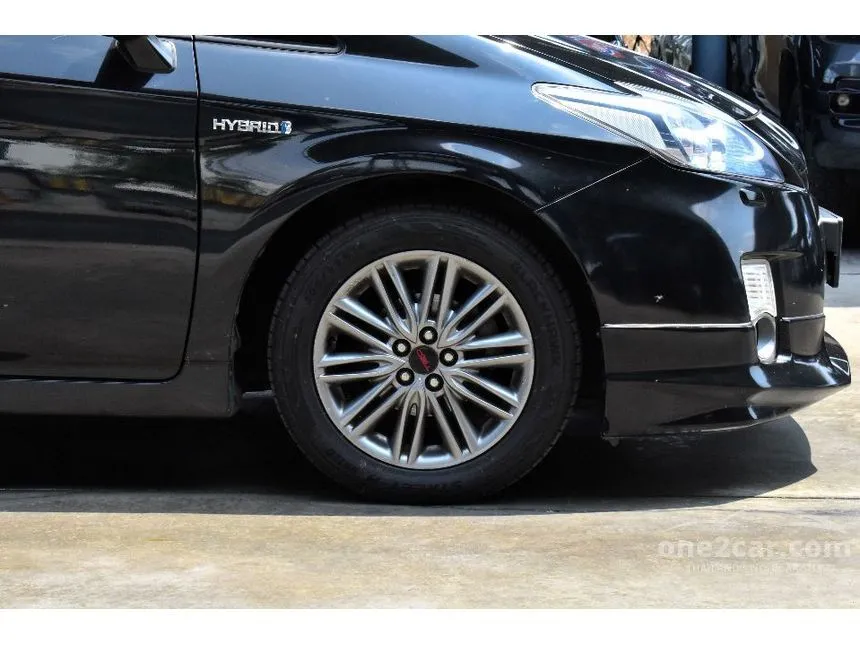 2012 Toyota PRIUS Hybrid TRD Sportivo Hatchback