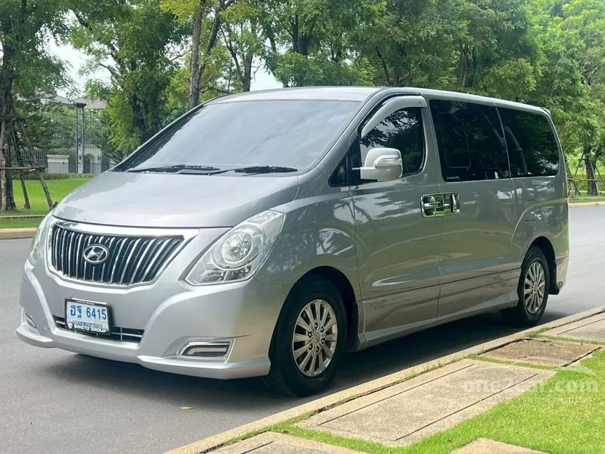 2017 Hyundai H-1 Elite Van