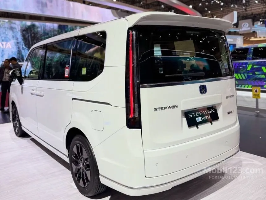 2025 Honda Stepwgn SPADA e:HEV MPV
