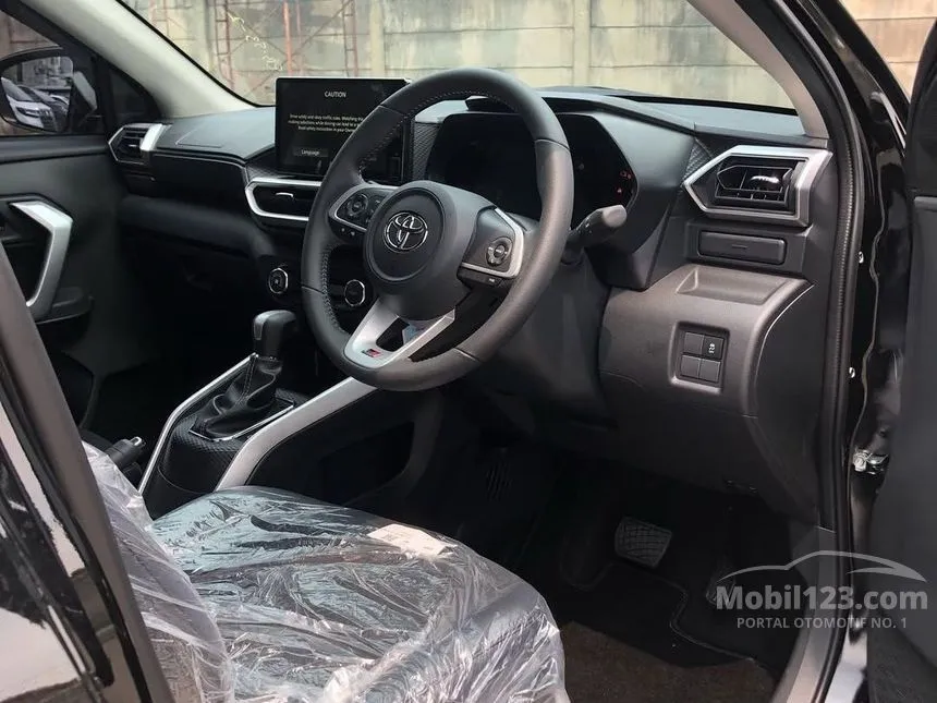 2026 Toyota Raize GR Sport (1 Tone) SUV