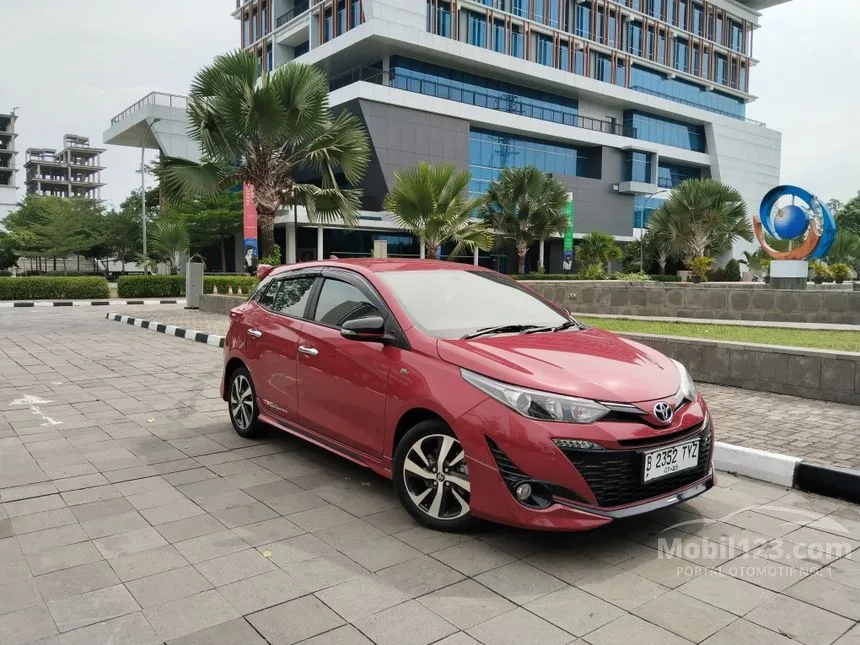 Jual Mobil Toyota Yaris 2019 E 1.5 di DKI Jakarta Automatic Hatchback Merah Rp 188.000.000