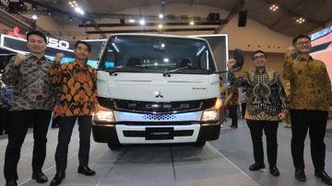 Truk Listrik Mitsubishi Fuso eCanter Bisa Dijajal di GIIAS 2022! Penasaran?