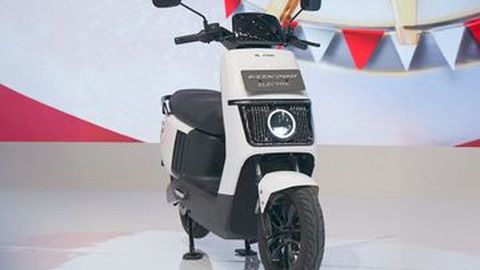 Belum Jelas, Subsidi Motor Listrik 2025 Disebut ‘Masih Menunggu Koordinasi’ Dulu