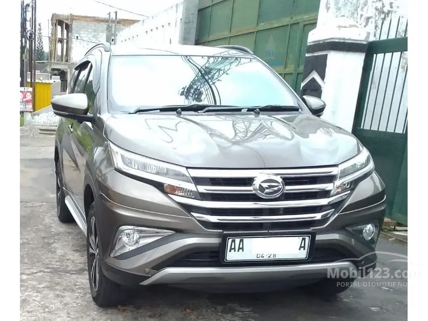 Jual Mobil Daihatsu Terios 2018 R Deluxe 1.5 di Yogyakarta Automatic SUV Coklat Rp 202.000.000