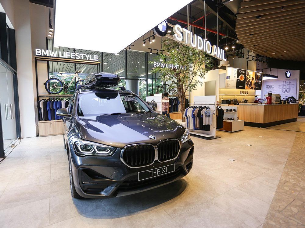 BMW Buka Diler Bernuansa Kafe Lagi di Mal, Sekarang di Tanjung Barat