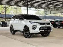 2025 Toyota FORTUNER 2.8 (ปี 15-25) GR Sport (Black Top) 4WD SUV