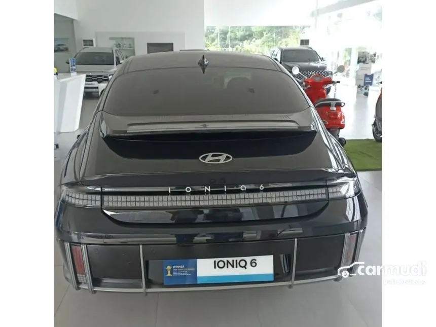 2023 Hyundai IONIQ 6 Signature Long Range Sedan