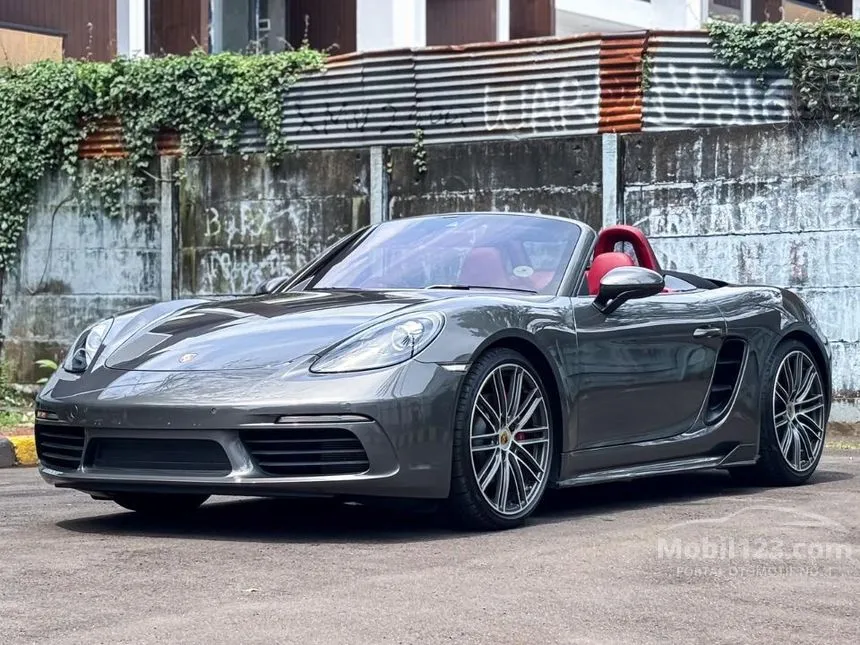 2021 Porsche 718 Boxster S Convertible