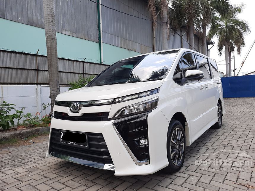2019 Toyota Voxy Wagon