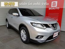 2016 Nissan X-Trail 2.0 (ปี 15-19) V SUV AT