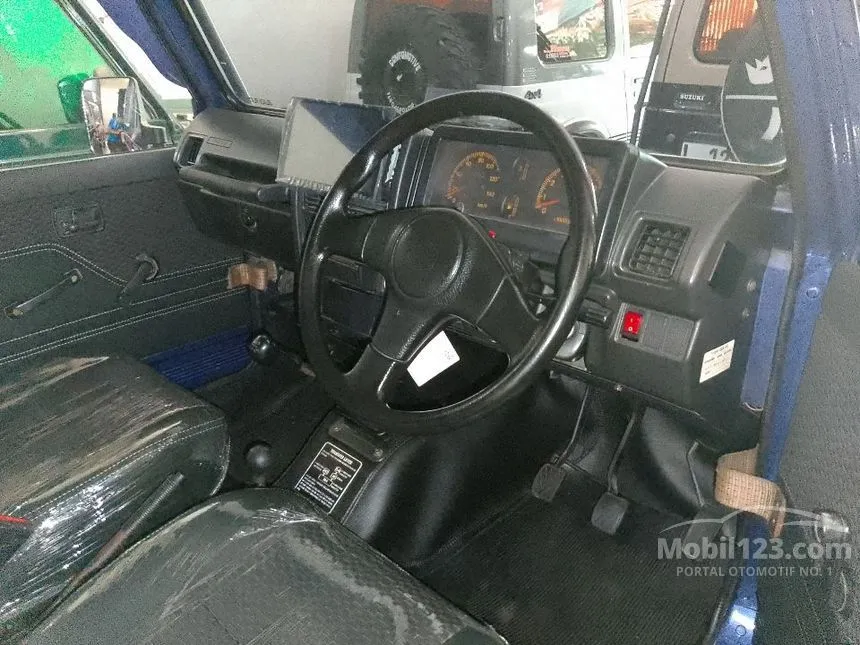 2003 Suzuki Katana GX SUV