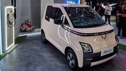 Pilihan Baru! Wuling Air EV Lite Long Range Berjarak Tempuh 300 Km, Harga 190 Juta
