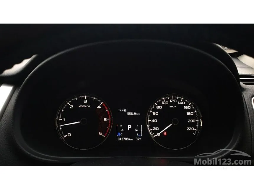 2019 Mitsubishi Pajero Sport Dakar 4X2 SUV