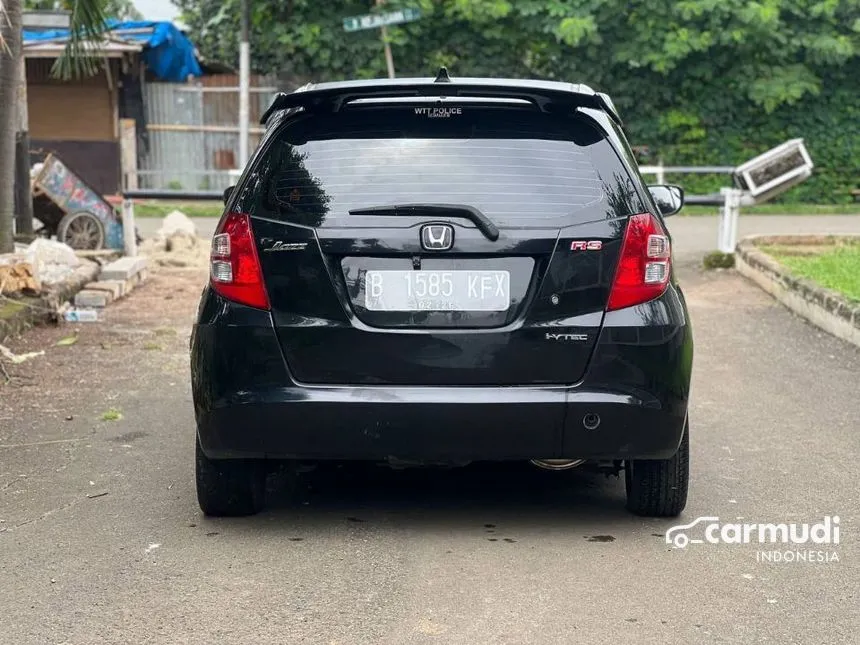 2011 Honda Jazz S Hatchback