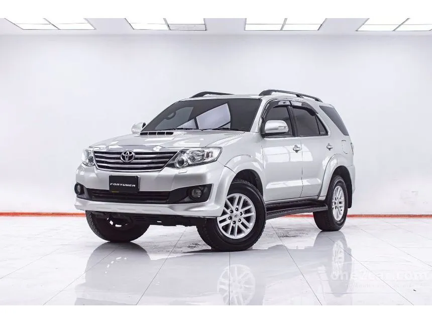 2013 Toyota FORTUNER V SUV
